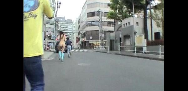  Subtitled Japanese public nudity striptease in Tokyo